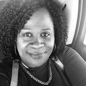 Meet your Posher, Angie